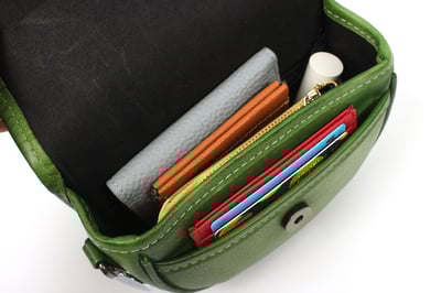 迷濛植鞣真皮半圓小包-綠色6