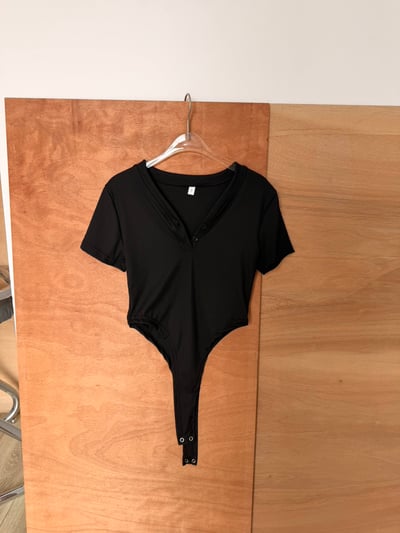 C02 V領bodystrip連體衣10