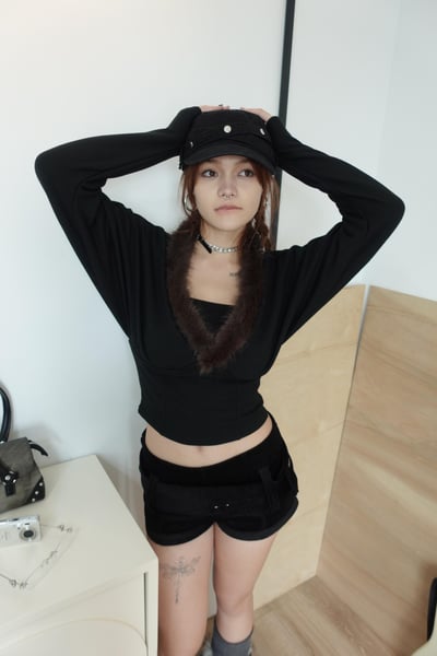 B01 毛毛V領上衣5