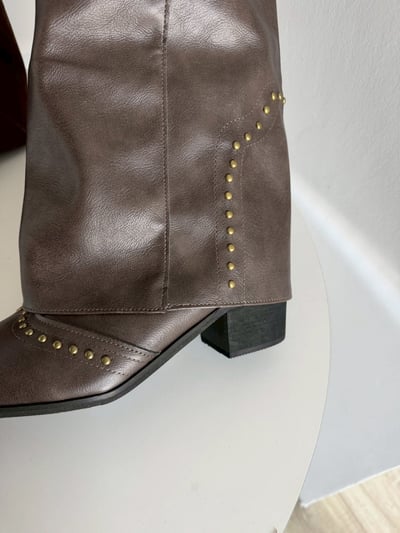 復古尖頭卯釘牛仔長靴8