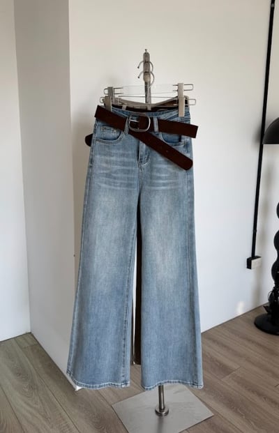 B12 瘦瘦腿牛仔喇叭褲(附皮帶)8