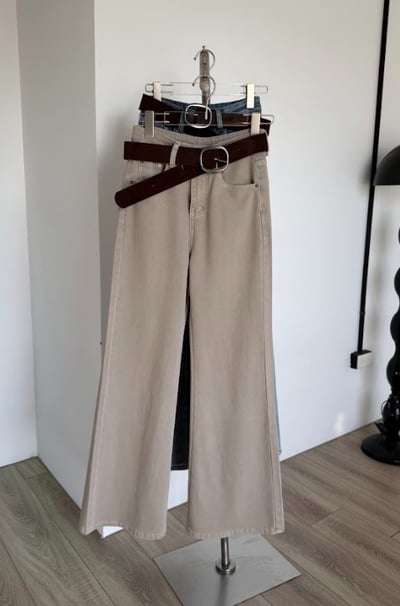 B12 瘦瘦腿牛仔喇叭褲(附皮帶)9