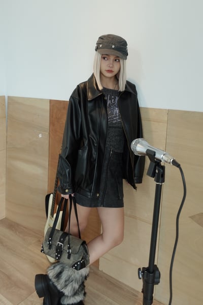 B06 擴形皮外套2