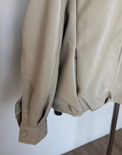 B07 花苞皮外套16