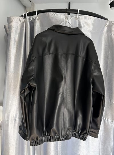 B06 擴形皮外套15