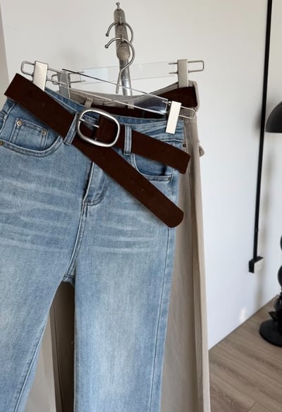 B12 瘦瘦腿牛仔喇叭褲(附皮帶)6