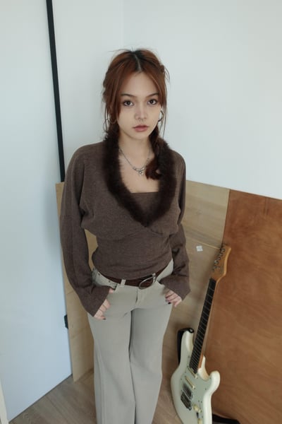 B01 毛毛V領上衣6