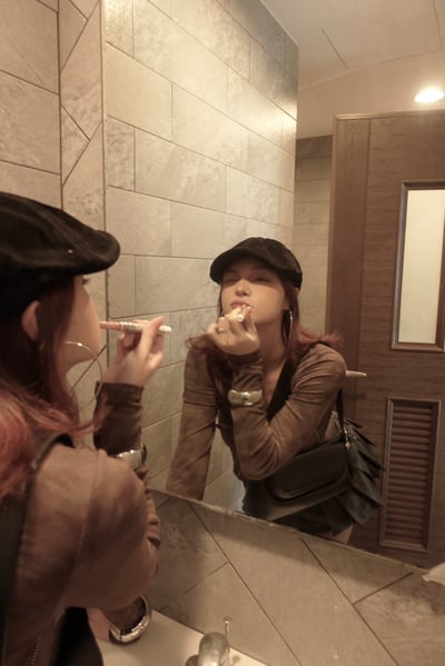 方領拉鍊釦帶上衣4