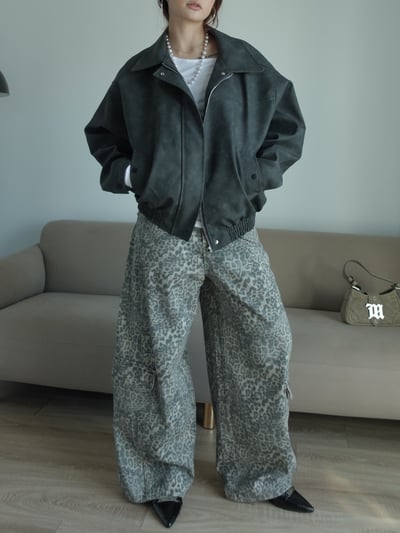 霧面質感皮革外套1