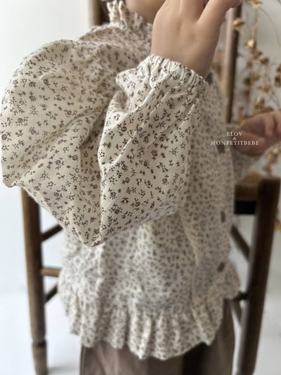 荷葉邊碎花襯衫 (2色)11