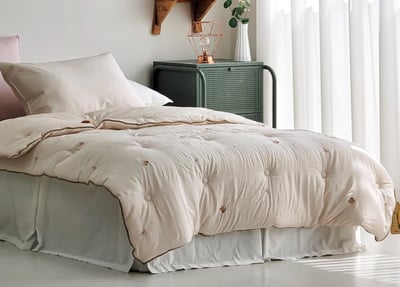 四季被｜刺繡熊熊蝴蝶結 (天絲)4