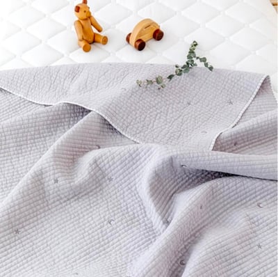 寶寶被｜刺繡星星月亮 (天絲)3