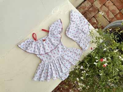 (現貨)【復古荷葉泳衣】泳衣＋泳帽套組 (2色)4