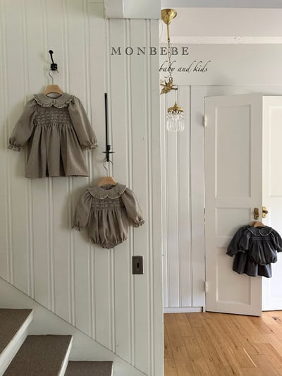 格紋娃娃領洋裝 (2色)5