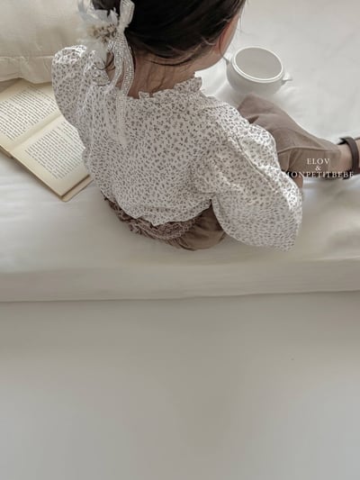 荷葉邊碎花襯衫 (2色)7