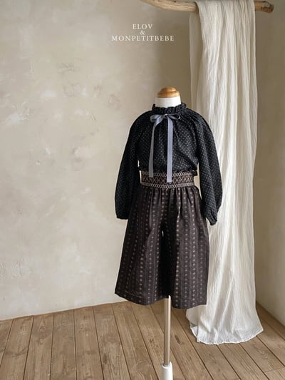 (現貨) 復古蝴蝶結點點上衣 (2色)12