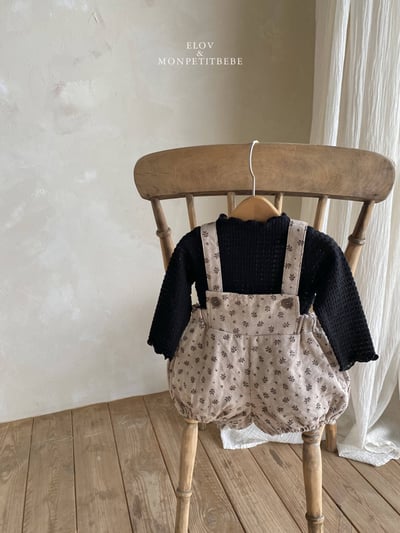 百搭波浪邊針織上衣 (3色)8