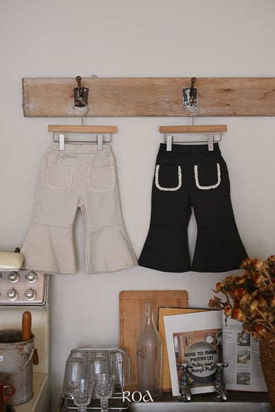 蕾絲口袋喇叭褲 (2色)9