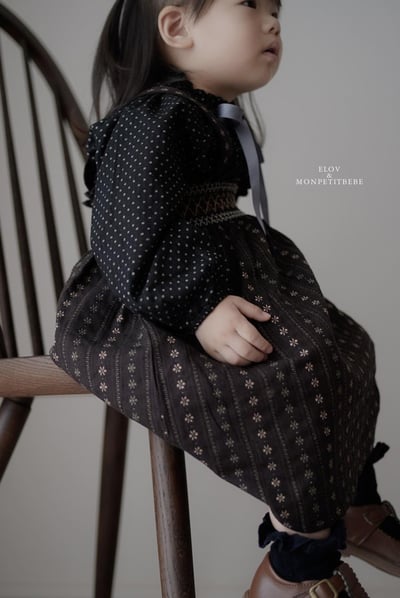 復古刺繡吊帶裙 (2色)3