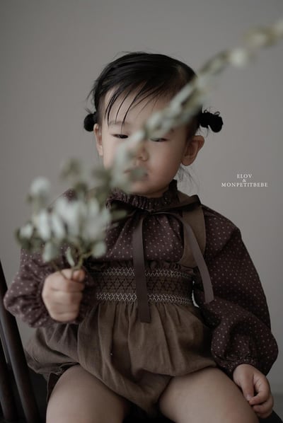 (現貨) 復古蝴蝶結點點上衣 (2色)4