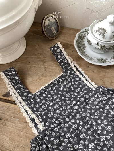 田園碎花吊帶洋裝 (2色)6