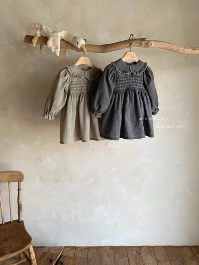 格紋娃娃領洋裝 (2色)1