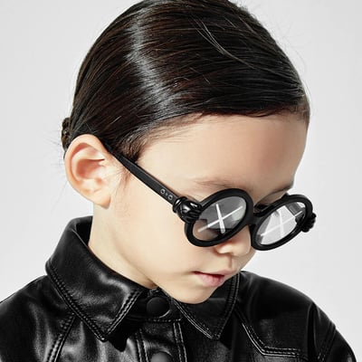 Sons + Daughters兒童太陽眼鏡 - KAWS聯名款(沉靜霧黑 ) 3-9Y11