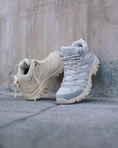 Merrell Moab 3 Mid Waterproof 防水輕量登山健行鞋 男/女款 鵝黃色11