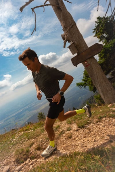 MERRELL AGILITY PEAK 6 輕量戶外越野鞋 卡其綠 (00003311)9