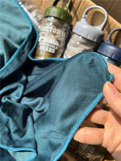 【快速降温】户外涼感運動毛巾 消暑聖品 日本夏日銷售王 冰涼巾 桶裝設計 易收納 多色10