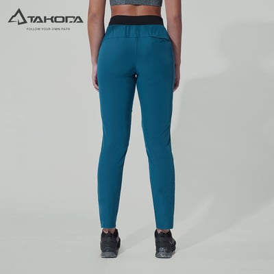 TAKODA 輕量彈性多功能快乾長褲 女款 午夜藍/黑色4