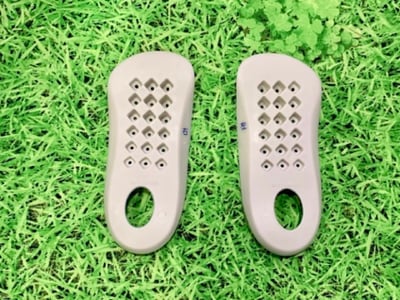 足弓釋壓足墊-吳神父真誠推薦/此鞋墊可永久使用/適合所有布鞋穿著/專利286593號8