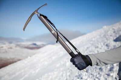 Black Diamond Raven Ice Axe With Grip (腕帶版) 健行 冰斧 登山 冰鎬6