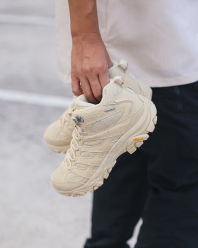 Merrell Moab 3 Mid Waterproof 防水輕量登山健行鞋 男/女款 鵝黃色14