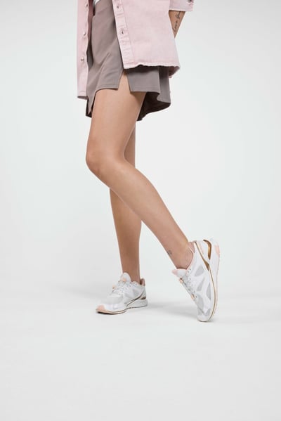 MERRELL SKYQUEST TREK 水陸休閒鞋 女 白色 (068550)9