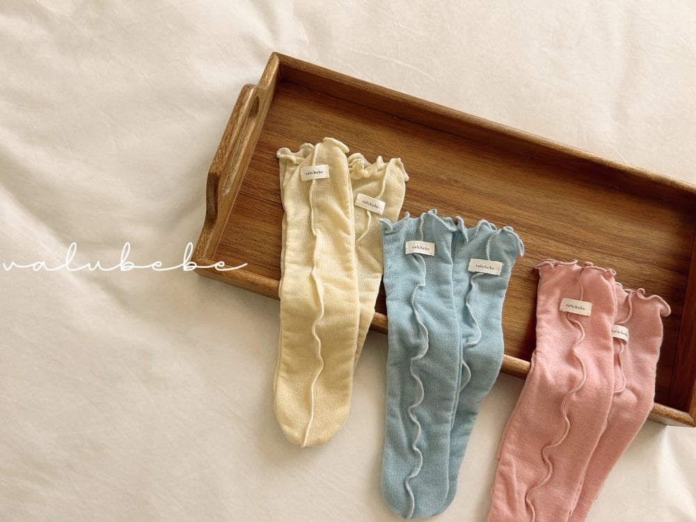 Valubebe 92｜(Free) 木耳邊抓皺襪