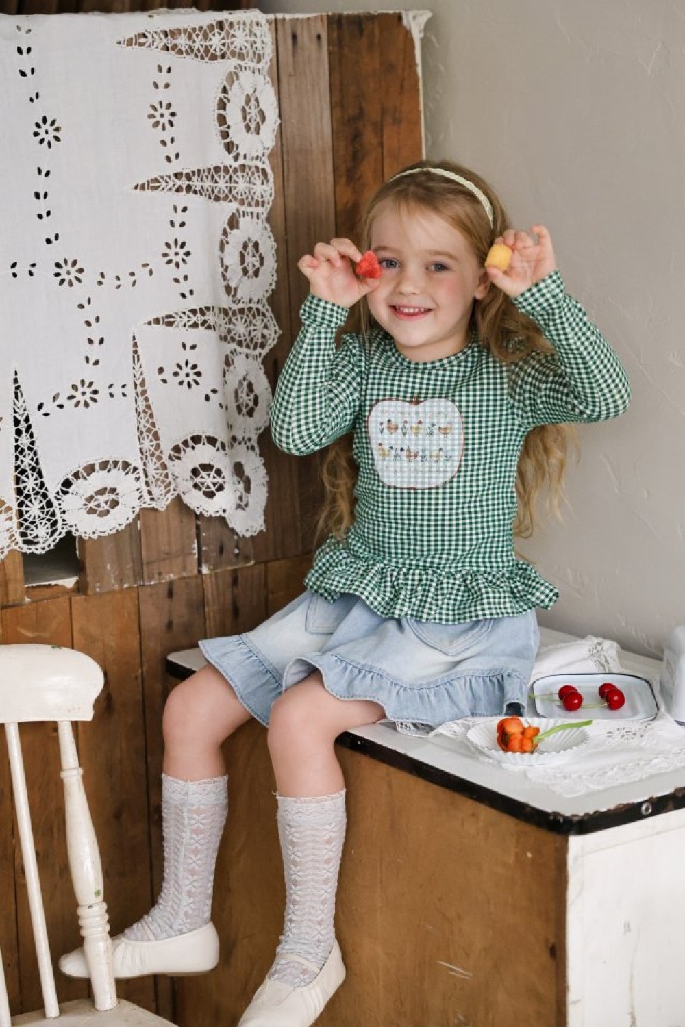 FLO46｜(75-140) 3色格紋蘋果花布荷葉邊上衣