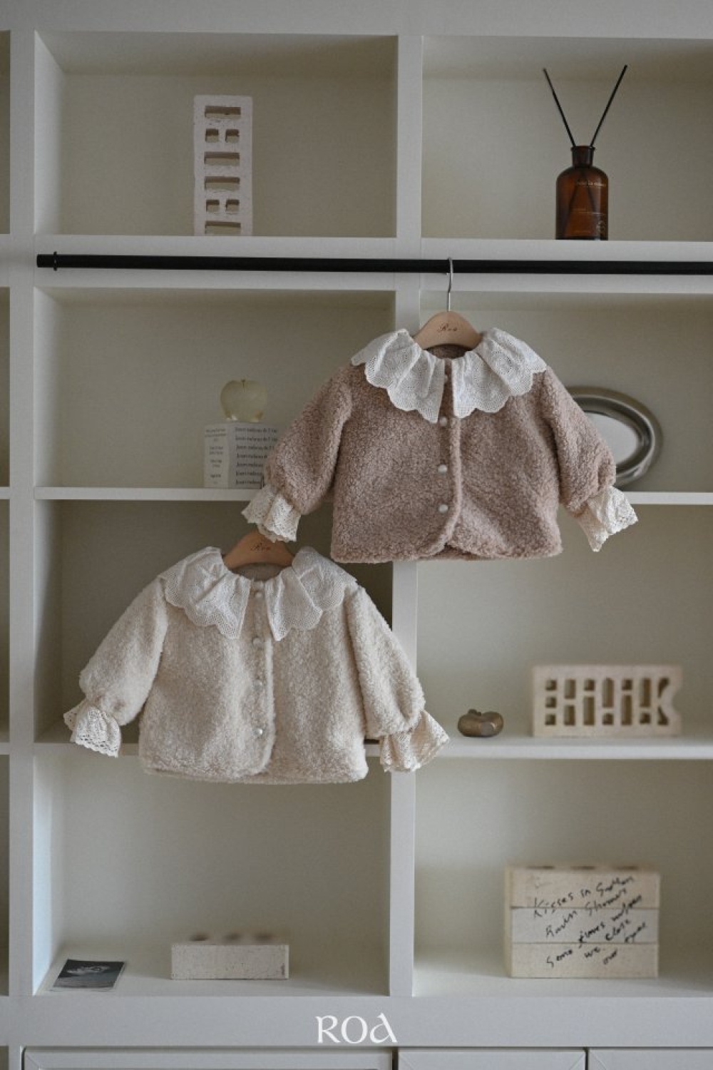 ROA04｜(80cm-120cm) 2色蕾絲領袖邊絨毛外套