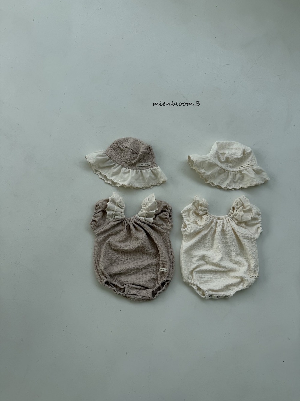 Bloom.b08｜(0m-18m) 荷葉繡褶皺包屁衣