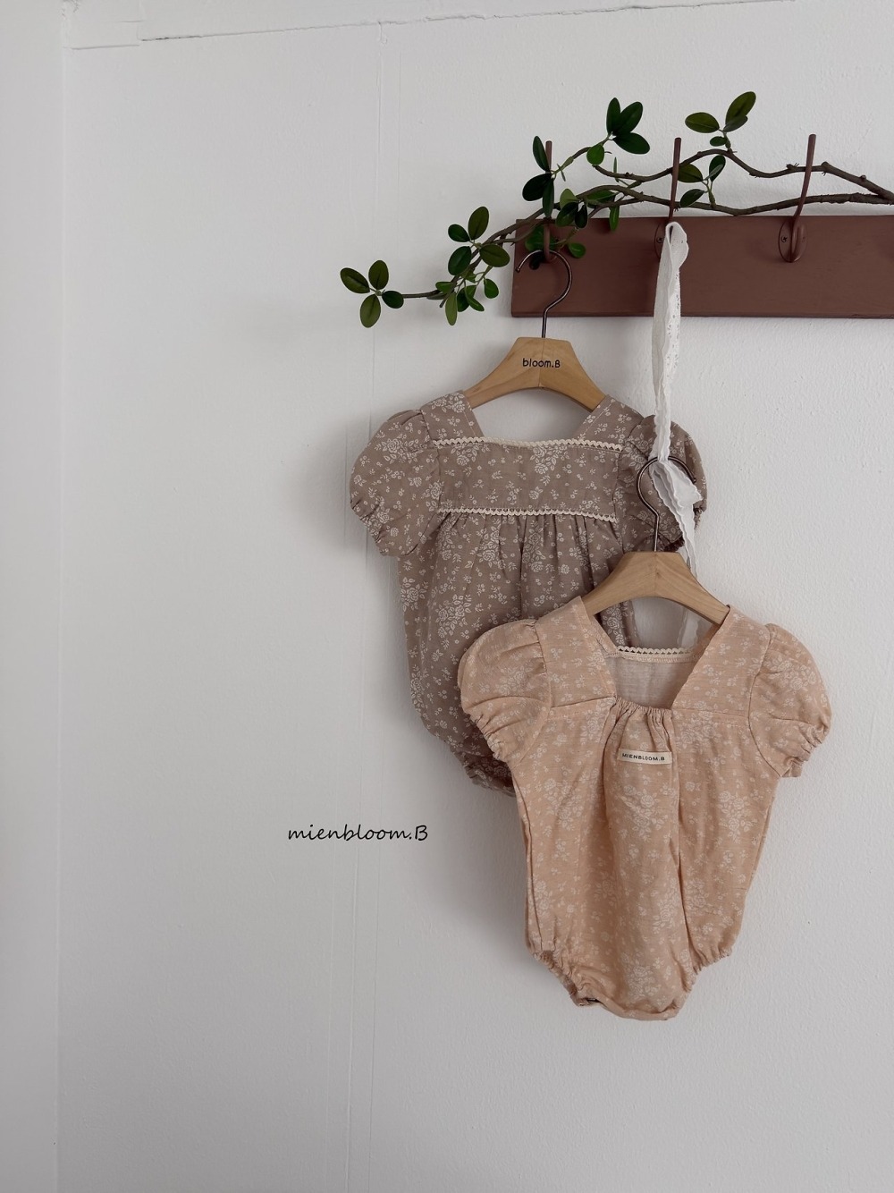 Bloom.b03｜(0m-18m) 亞麻碎花包屁衣
