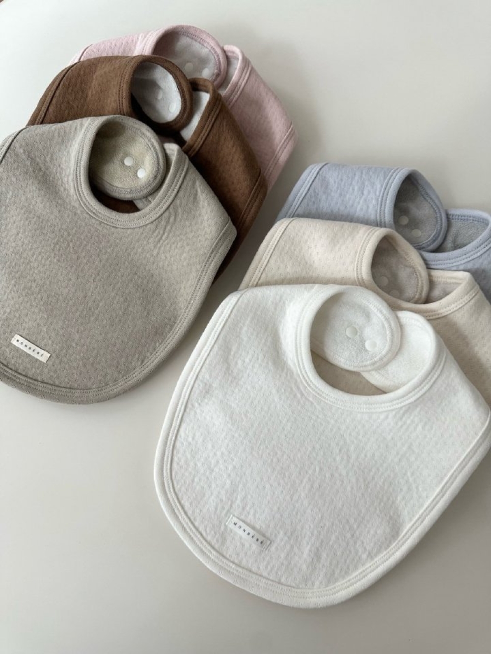 MONBEBE25｜(free) 毛圈素面圍兜