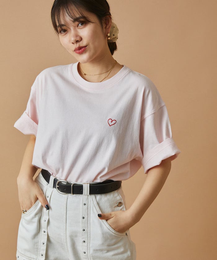 FREAK’S STORE 簡單愛心刺繡上衣