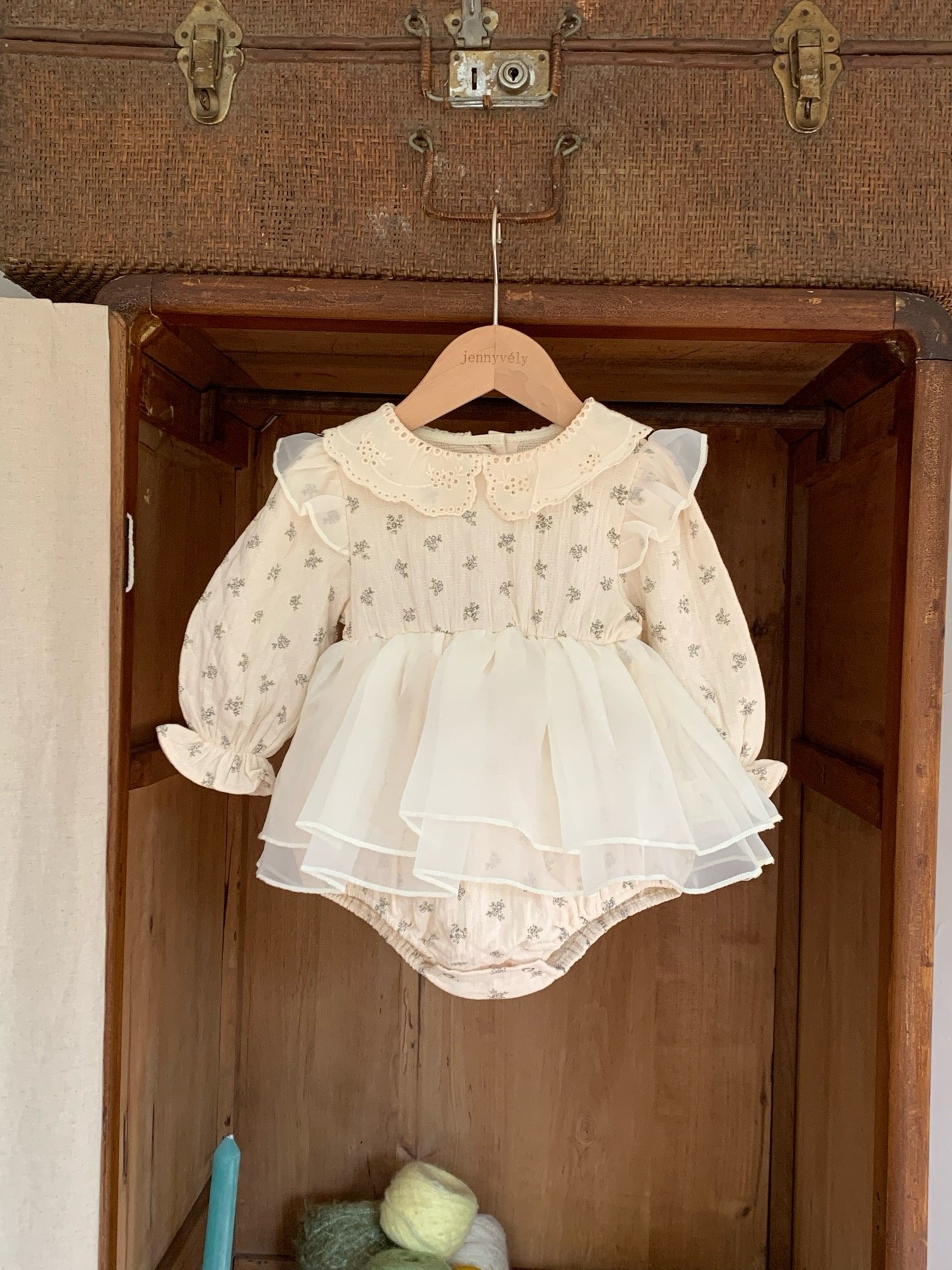 JE609｜(66cm-90cm) 碎花薄紗包屁衣