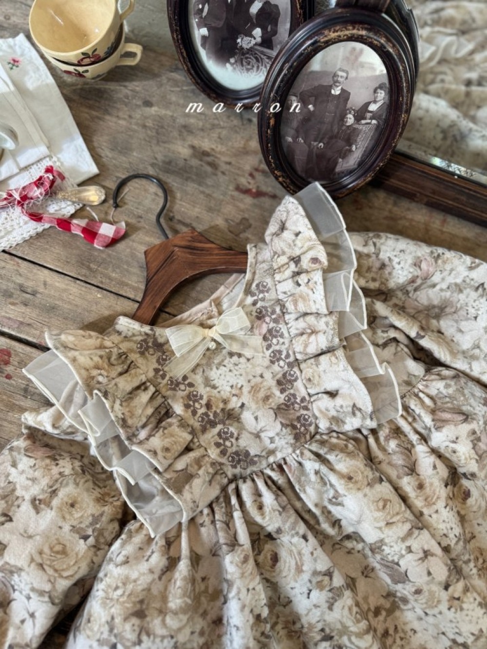 Marron 66｜(1y-6y) 古典碎花荷葉洋裝