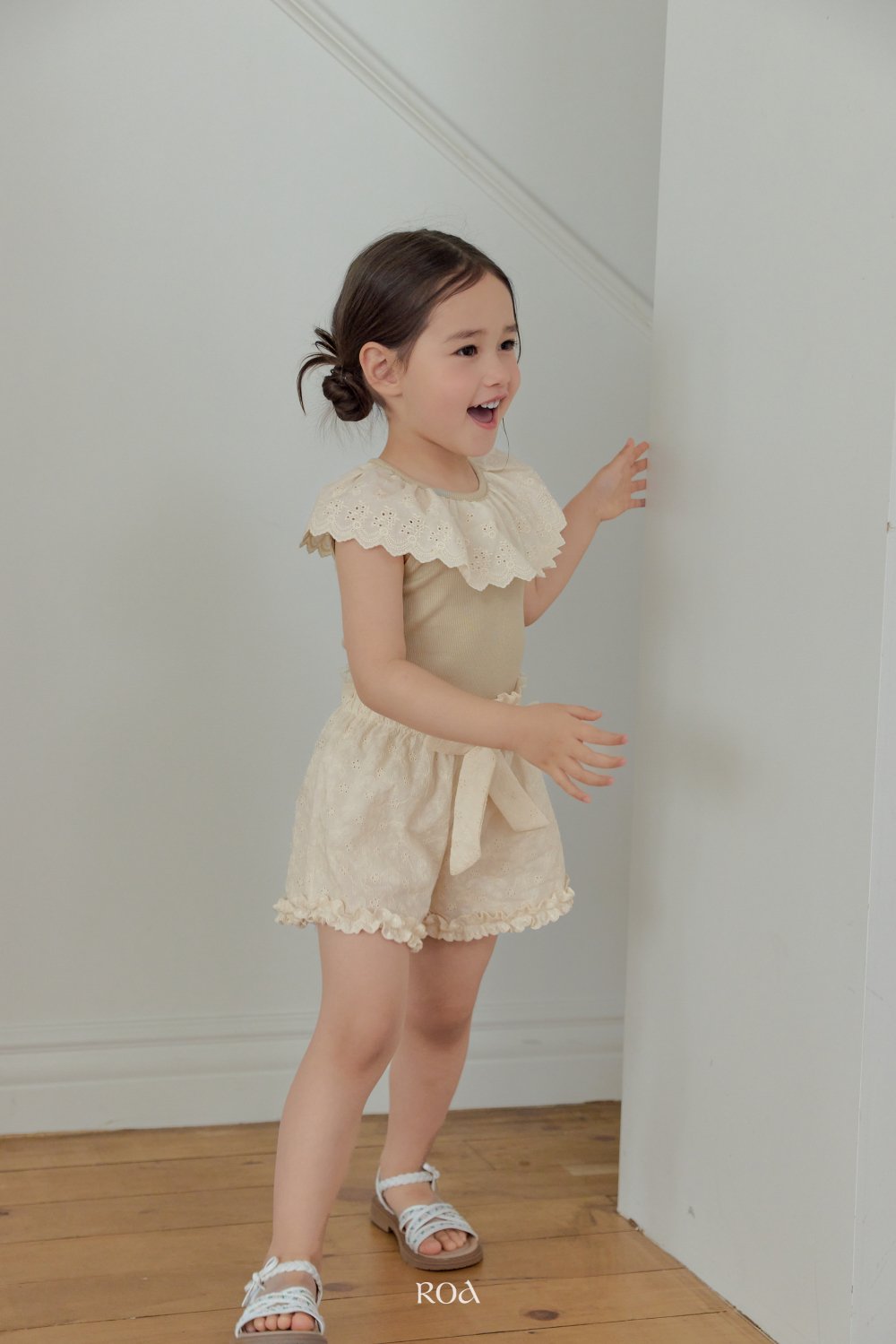 ROA26｜(6m-18m) 2色蕾絲大翻領上衣