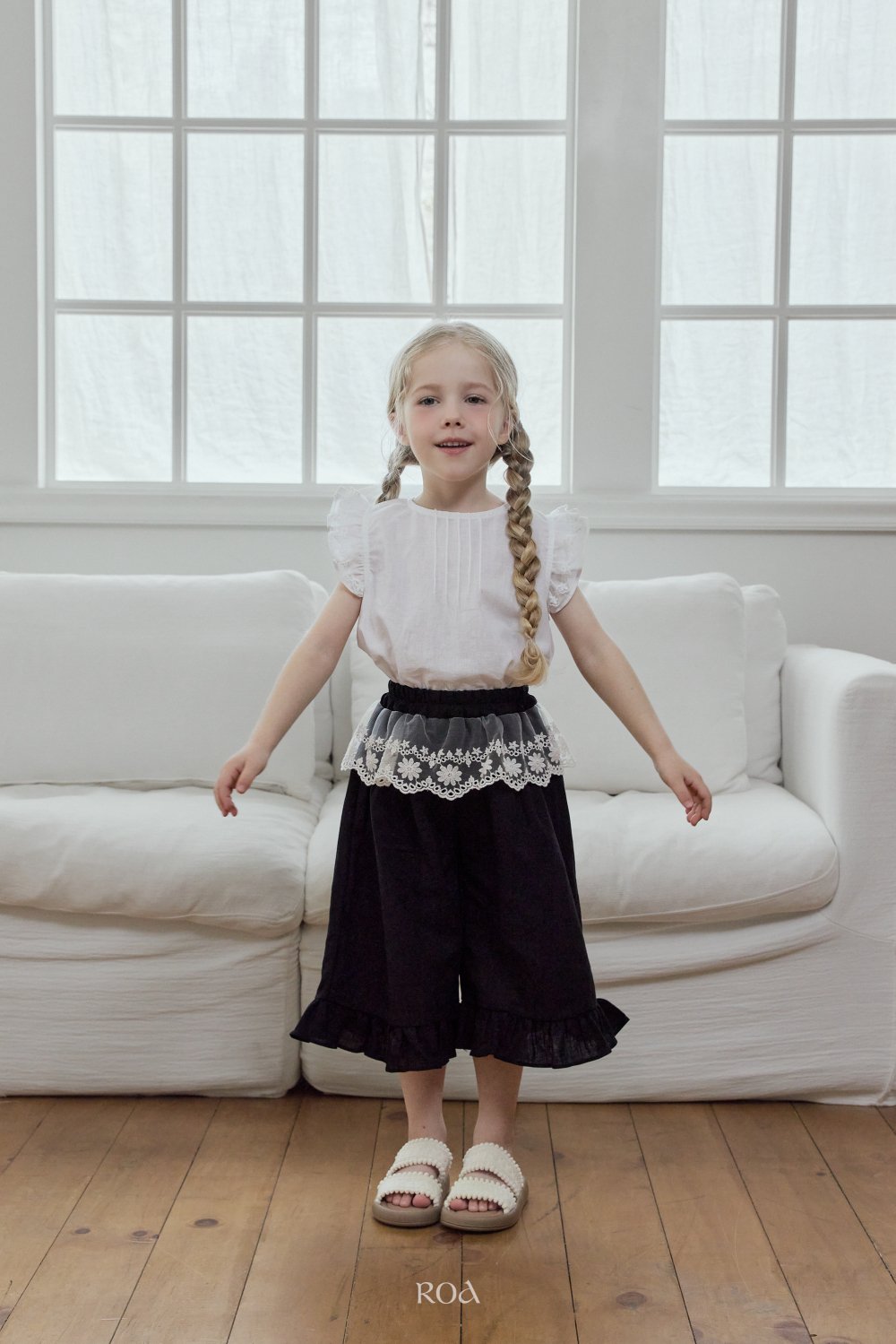 ROA29｜(6m-18m) 2色蕾絲裙擺荷葉七分褲