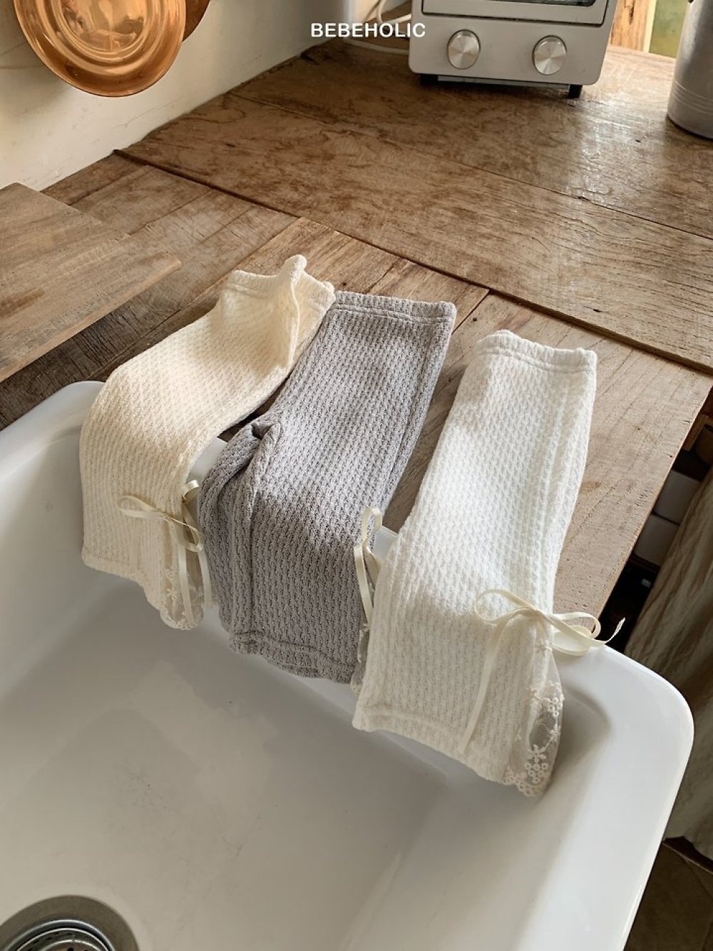 Bebe holic04｜(3m-18m) 百合花邊褲