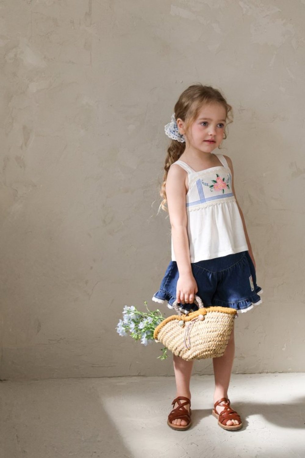 FLO06｜(75-140) 蕾絲細肩花朵衣