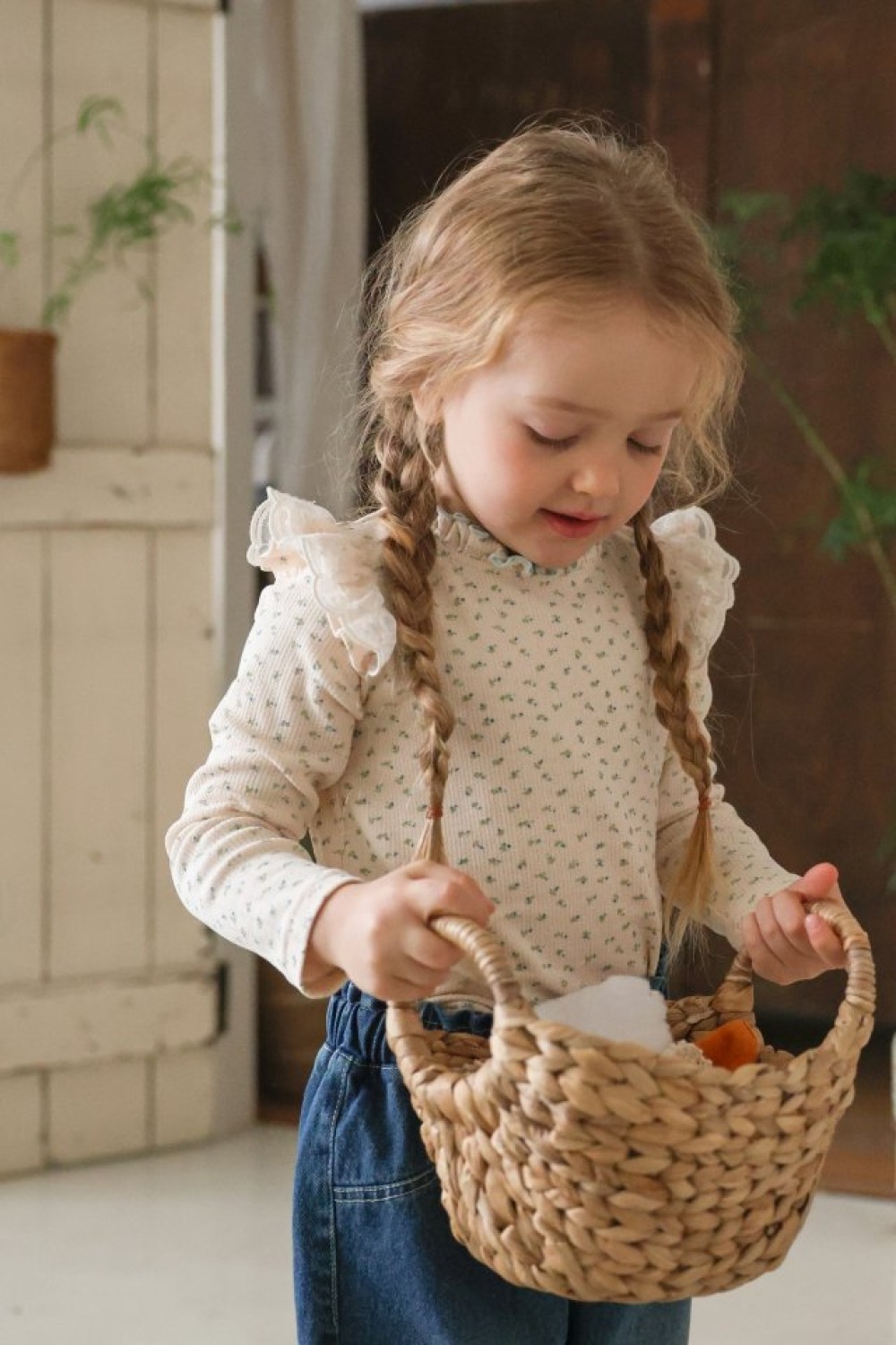 FLO40｜(75-140) 3色木耳捲邊碎花上衣