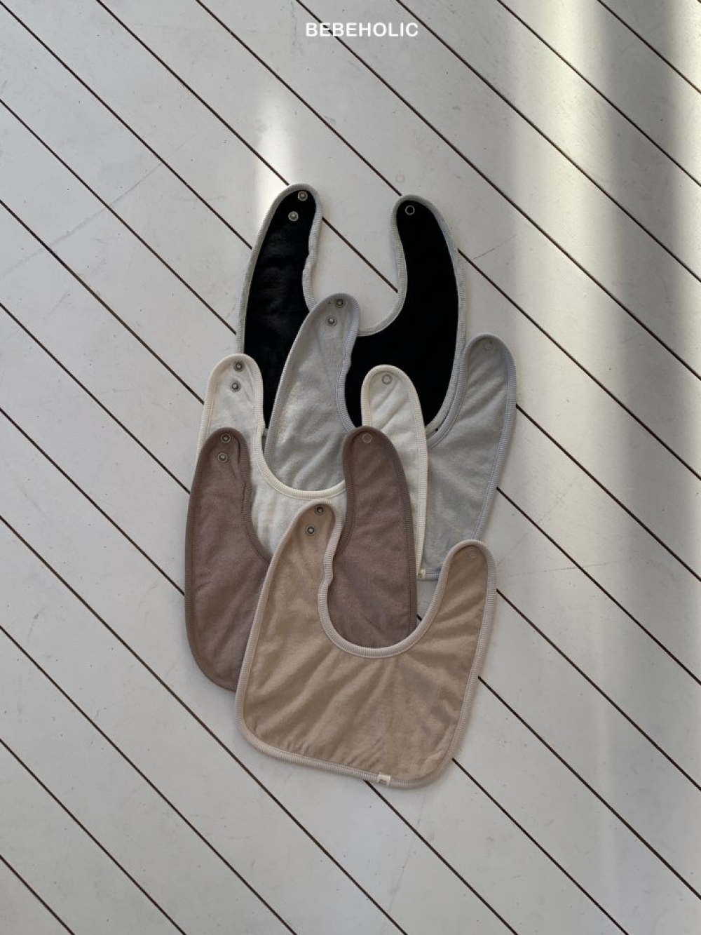 Bebe holic17｜(3m-18m) 雙面條紋毛圈圍兜